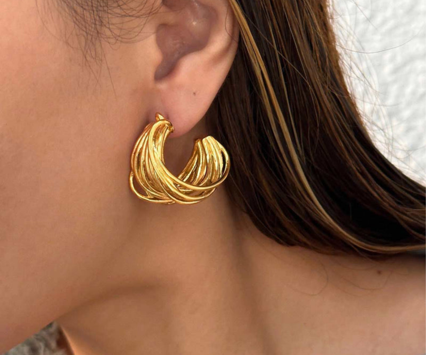 Luna Hoops