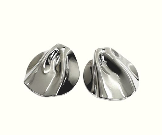 Crinkled Studs