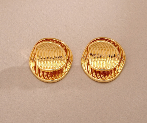 Double Orbit Studs
