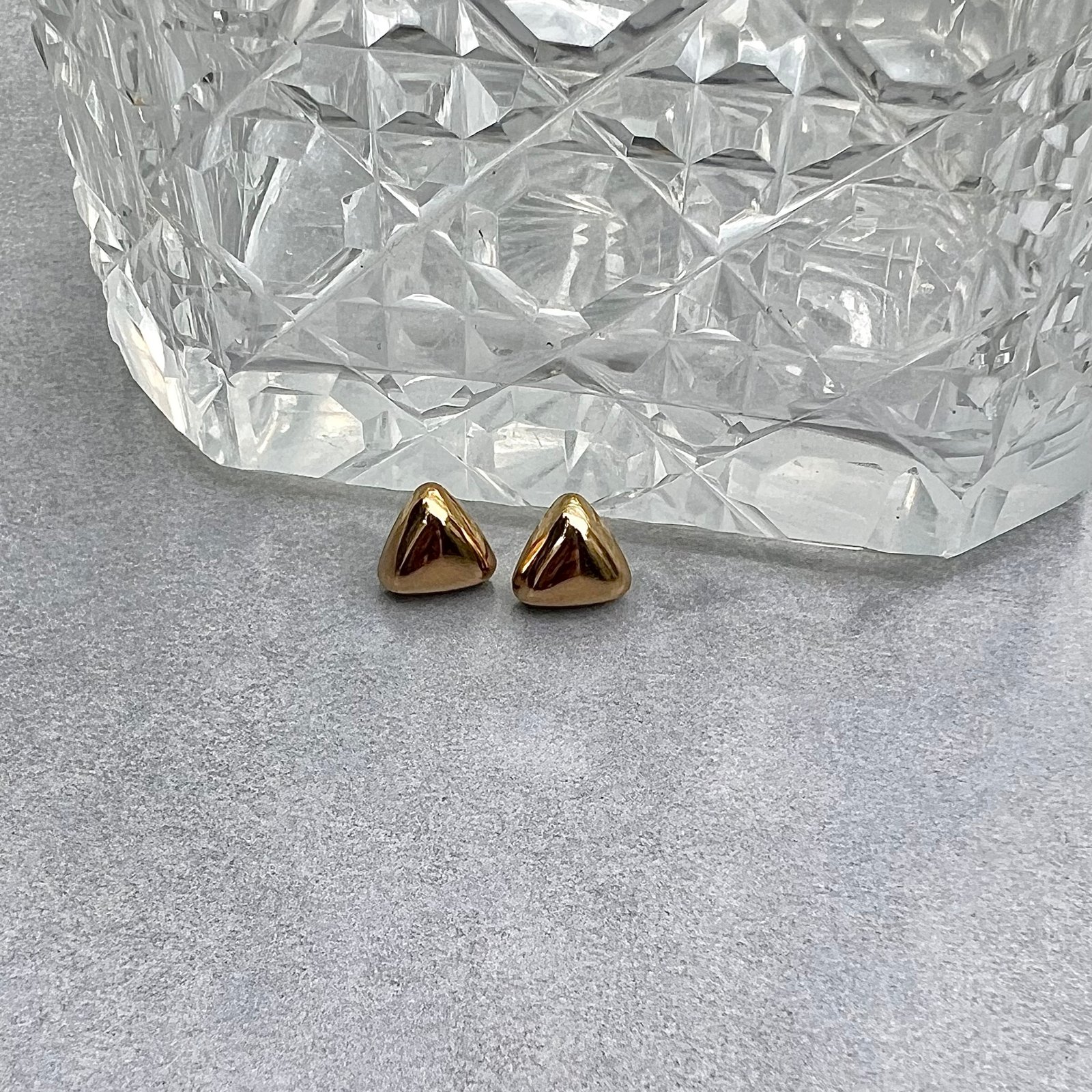 Triangular Studs